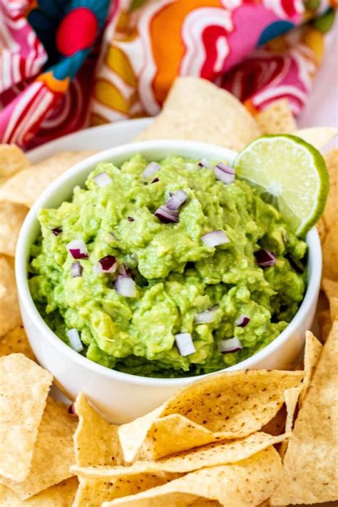 4 Ingredient Guacamole Recipe