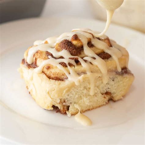 Cinnamon Roll Glaze Recipe