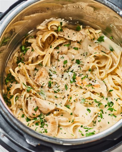 Easy Chicken Alfredo Recipe With Jar Sauce