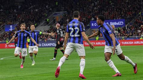 Feyenoord Stuns AC Milan In Champions League