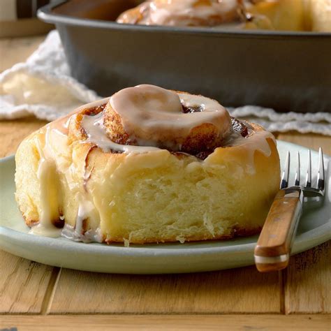 Giant Fluffy Cinnamon Roll Recipe