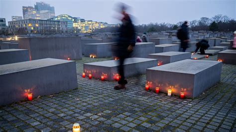 Mahnmal-Angriff Berlin: Tourist Erleidet Schwere Verletzungen