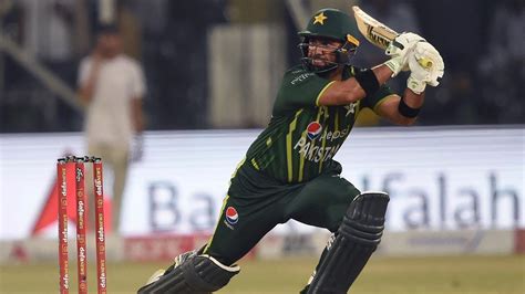 New Zealand Triumphs: 60-Run Win Over Pakistan