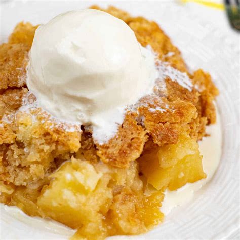 Pineapple Dump Cake Recipe