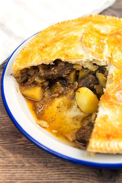 Recipe Meat & Potato Pie