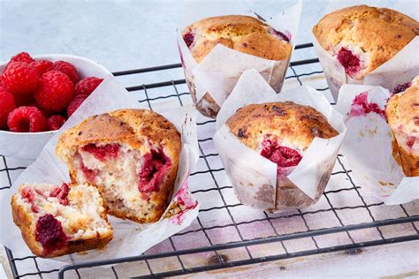 Recipe Raspberry And White Chocolate Muffins